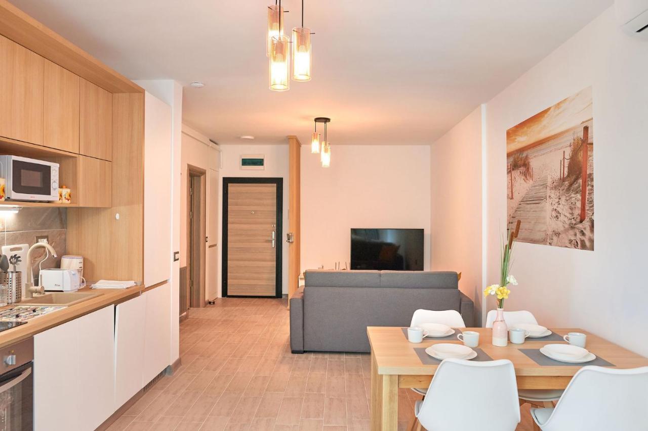Opal Luxury Apartment 110 Spa N Pool Beach Resort Năvodari Exterior foto